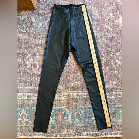Commando Women’s Small Black faux leather leggings - Picture 2 of 7